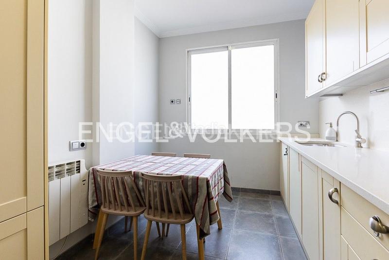 Foto a0575e73-2d93-4a63-aad7-2f60b0b3a5b6. Lloguer apartament amb calefacció a Russafa Valencia
