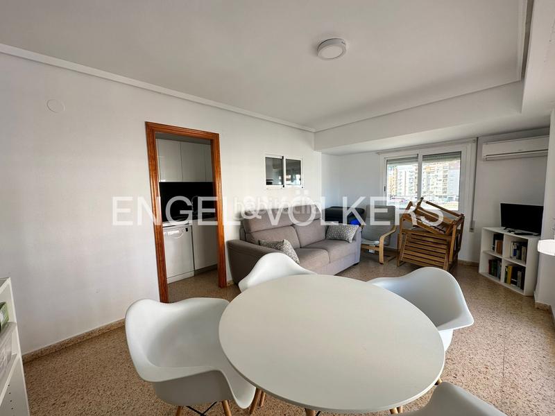 Foto b761d198-3ace-47a6-bc8a-7d4814e0dd37. Alquiler apartamento práctico apartamento con vistas al mar en Cullera