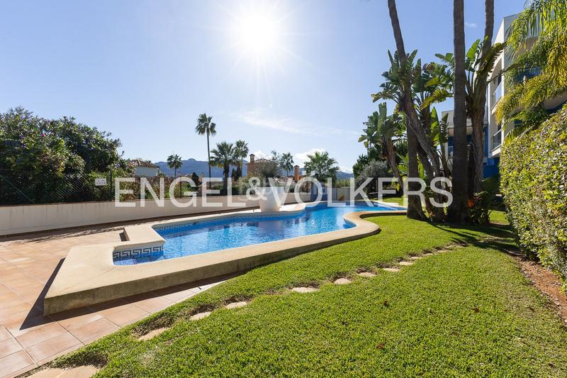 Foto f62a9843-b9bb-4c09-acb4-336893e2ef47. Piccolo appartamento con riscaldamento parcheggio piscina in Dénia