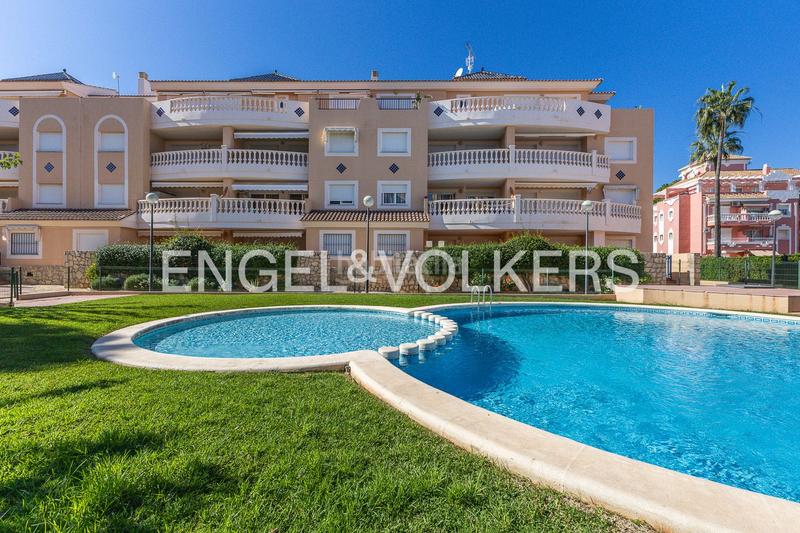 Foto 15c11dba-c786-47fa-a9a6-243d2d107610. Apartment with heating parking pool in El Palmar - Los Molinos Dénia