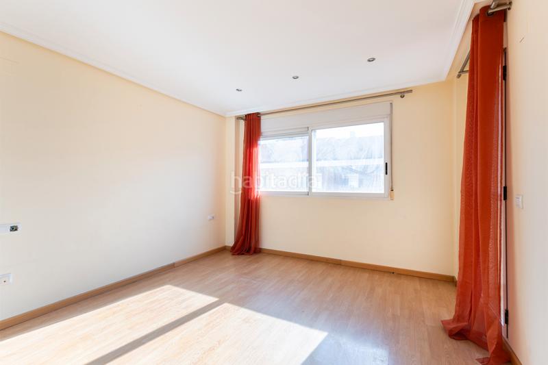 Foto 59eaf450-6ebd-45d2-8c13-08659a8c13b9. Alquiler ático  en residencial privado en Centro Xirivella