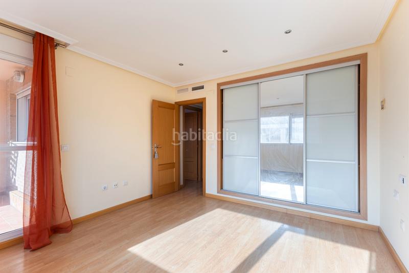 Foto 5d2da4e6-24c9-4bbf-b115-d86e95fb8140. Alquiler ático  en residencial privado en Centro Xirivella
