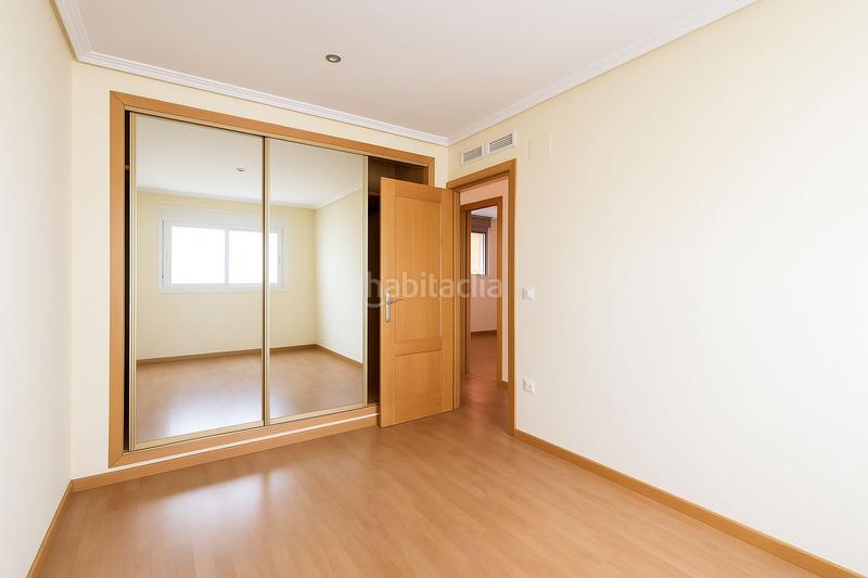 Foto 7d1fbc3b-f853-4a12-85eb-cc9924bc24d3. Alquiler ático  en residencial privado en Centro Xirivella