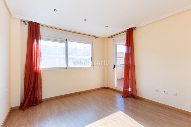 Foto b946a7ae-516b-4224-9ff0-3719fd2846d6. Location attique avec chauffage parking dans Centro Xirivella