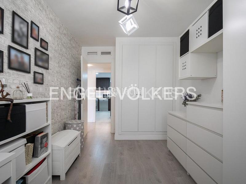 Foto 0f19a908-dc6d-48ca-9097-e3aeb4605c9c. Alquiler ático excepcional dúplex con garaje y trastero en Burjassot