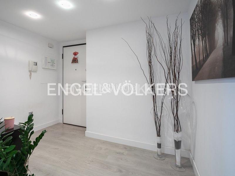 Foto 42dab593-0cc1-43e1-9f86-8e6cd20d3962. Alquiler ático excepcional dúplex con garaje y trastero en Burjassot