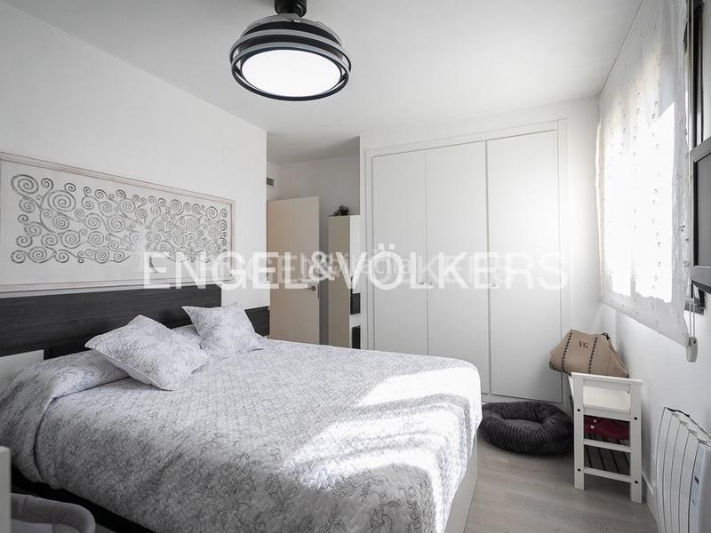 Foto e3c5e9fb-3b98-4849-9284-7fe6868b5496. Alquiler ático excepcional dúplex con garaje y trastero en Burjassot