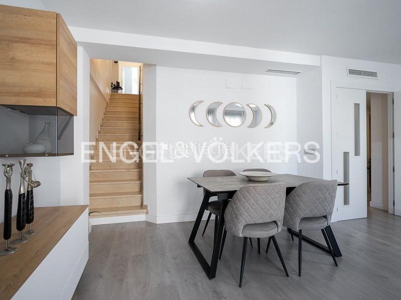 Foto fec8257a-dbf2-437e-b64c-6512f1904cfd. Alquiler ático excepcional dúplex con garaje y trastero en Burjassot