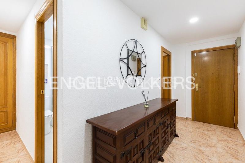 Foto fe74574d-979e-4dd2-97e0-27367354076f. Alquiler apartamento amplia y confortable vivienda amueblada con balcón en Valencia