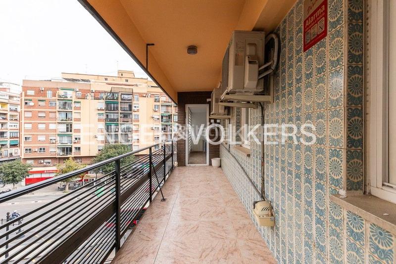 Foto 269e1146-3fe9-411a-9cd2-c51c50e78ffc. Lloguer apartament amb calefacció aparcament a Barrio de Patraix Valencia
