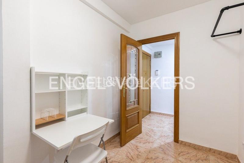 Foto 7a521161-f373-418f-8a71-dcba6c4a5a2f. Miete appartement mit heizung parking in Barrio de Patraix Valencia