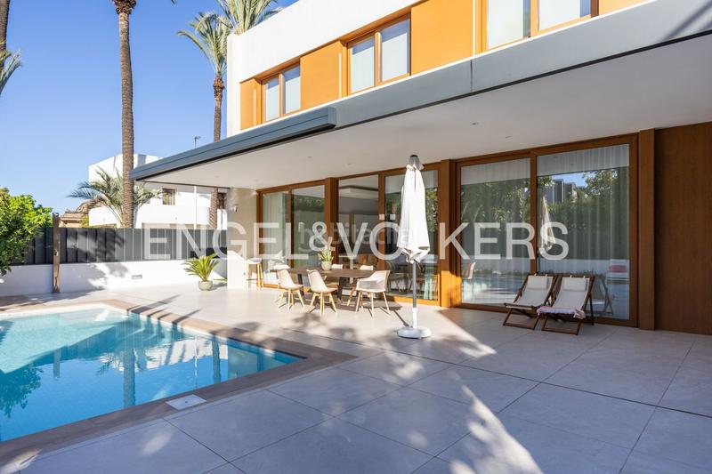 Foto 1652bf9c-5d9e-43c2-a4f1-9539f1816265. Casa impresionante propiedad en la mejor ubicación en Picanya