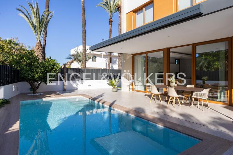 Foto dc1cc49b-dd0f-4863-bafd-fc6db9e9b7d3. Casa impresionante propiedad en la mejor ubicación en Picanya