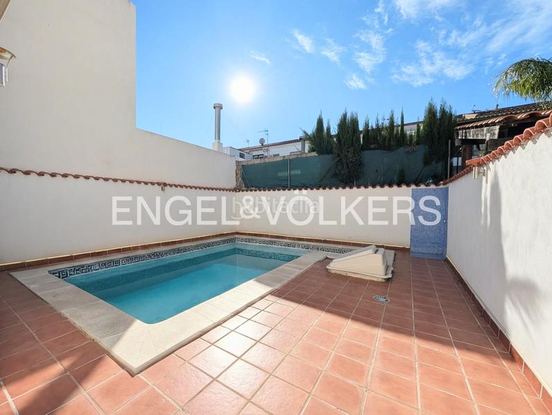 Foto d469b065-d53f-47bf-b644-b59f23800d1f. Alquiler casa chalet a estrenar con piscina privada en Beneixida