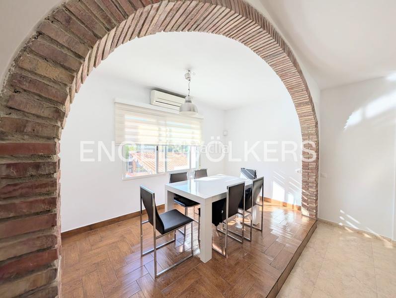 Foto ec71dc35-7121-40d8-8f98-2a22a4b8bee5. Alquiler casa chalet a estrenar con piscina privada en Beneixida