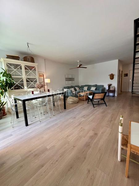 Foto d062c093-f61e-4d91-ba2a-a2ad8b612a59. Rent house with heating parking pool in Entrepinos Eliana (l´)