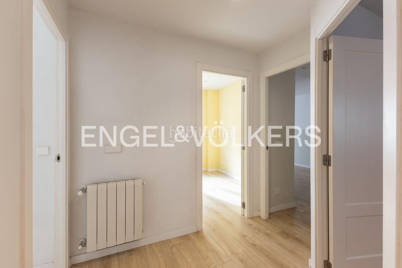 Foto 46a1a7c5-4fe3-4b4a-8d28-e799fe216cb3. Rent penthouse with heating parking in La Xerea Valencia