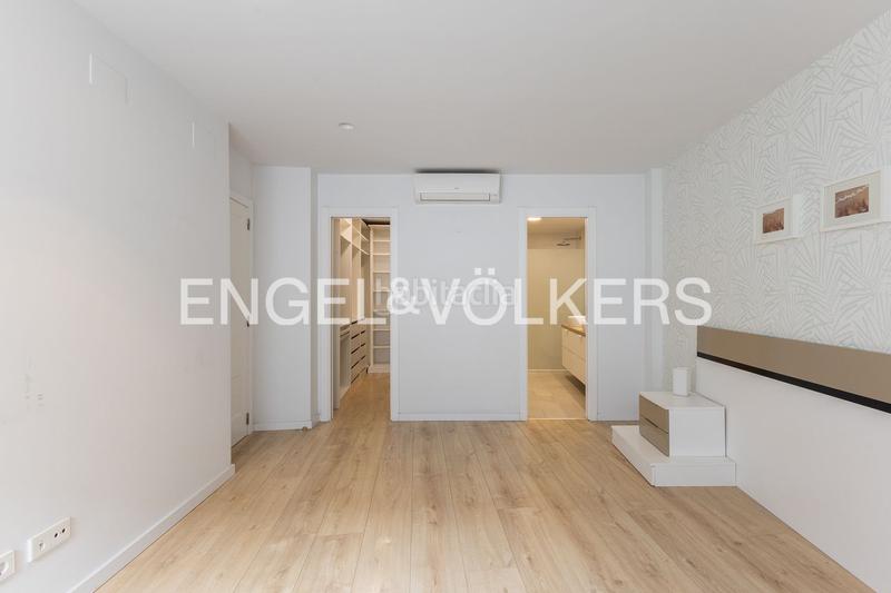 Foto 5782d0b9-2eba-4bc1-9a36-3c3b7ea0f9f7. Rent penthouse with heating parking in La Xerea Valencia