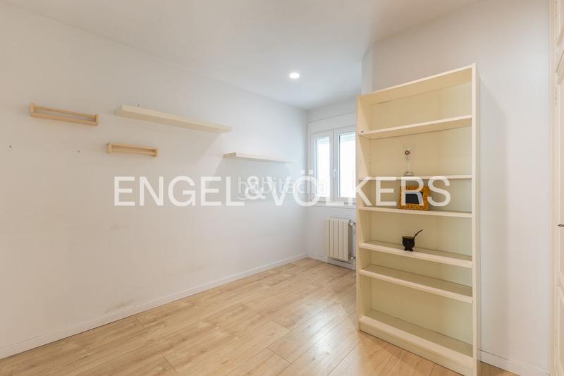 Foto 6aba3899-d03a-4dc0-b8ae-2d5040517a7a. Rent penthouse with heating parking in La Xerea Valencia