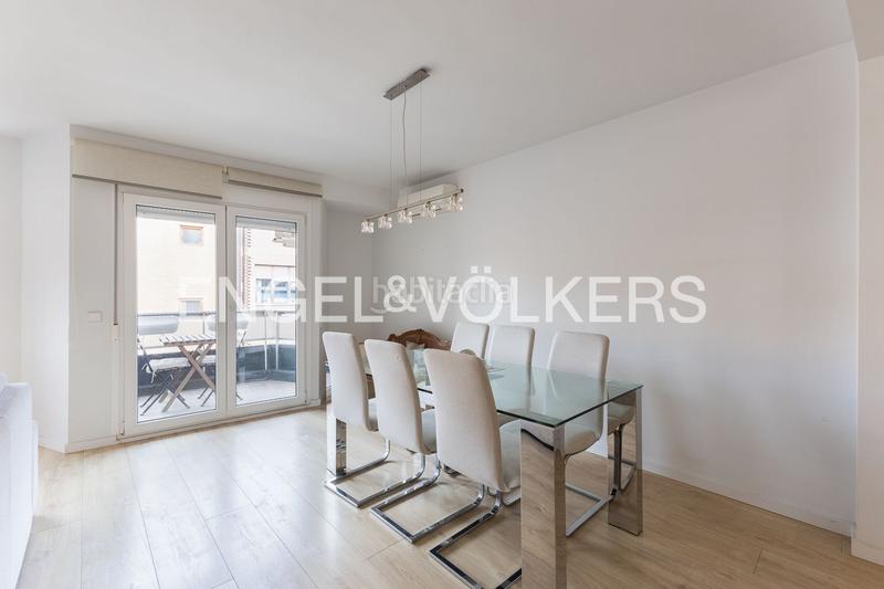 Foto 7418e261-79e3-40c3-87fd-73d61a2e3870. Rent penthouse with heating parking in La Xerea Valencia