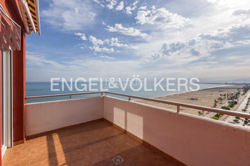 Foto 2a605d06-b6c3-41e2-9ca3-1ec62111fd08. Àtic amb calefacció aparcament a Playa de Gandía Gandia