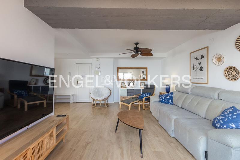 Foto 35baa8d9-e23a-49cf-b45a-36e1661eb71b. Àtic amb calefacció aparcament a Playa de Gandía Gandia