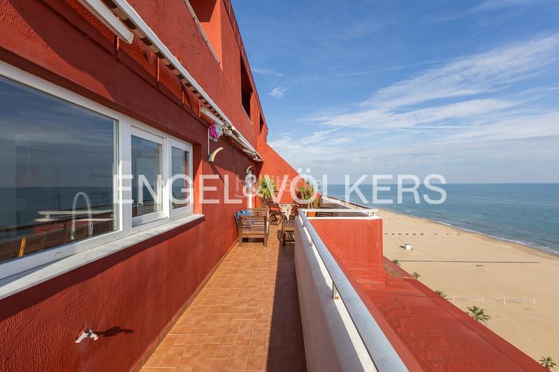 Foto 6255763d-0db1-4416-a670-1c44c2063cc3. Àtic amb calefacció aparcament a Playa de Gandía Gandia