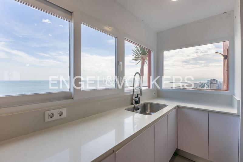 Foto d5cb784a-b182-4adc-b723-001c36ad42e6. Àtic amb calefacció aparcament a Playa de Gandía Gandia