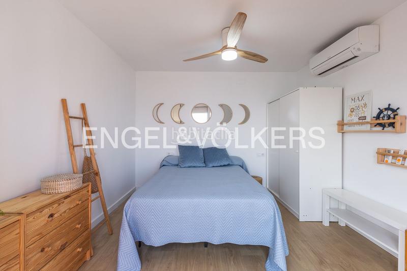 Foto fe94bdcd-e49c-485f-8d07-9a68221c8e9b. Àtic amb calefacció aparcament a Playa de Gandía Gandia