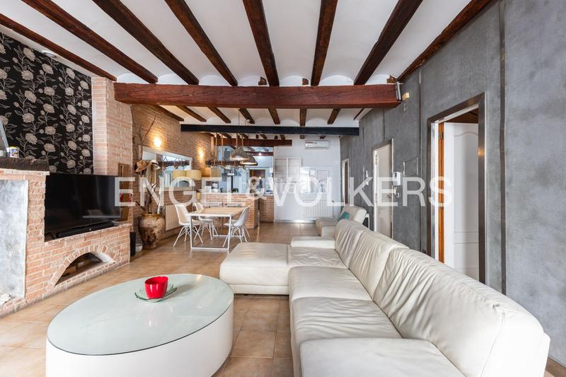 Foto 7e3e967d-9f9a-4240-880d-699cd968661b. Apartament amb calefacció a El Pilar Valencia