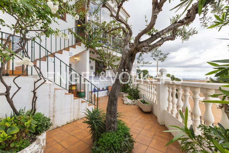 Foto 40327902-ecf4-4da6-97a3-714d6d919db9. House with heating parking pool in Las Atalayas-Urmi-Cerro Mar Peñíscola