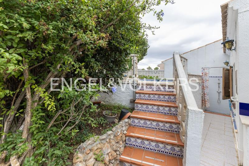 Foto bb97cca5-f3d3-4545-a6e6-66a1a8469954. House with heating parking pool in Las Atalayas-Urmi-Cerro Mar Peñíscola