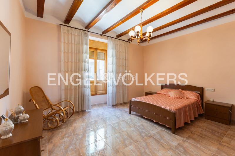 Foto 5b3307a5-1d0c-411a-8f21-b24515cf12e2. Casa con riscaldamento in Villanueva de Castellón