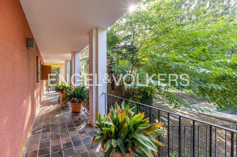 Foto 2aad7037-63b8-4ccf-9aed-a3885f354089. Casa amb calefacció aparcament piscina a El Bosque Chiva