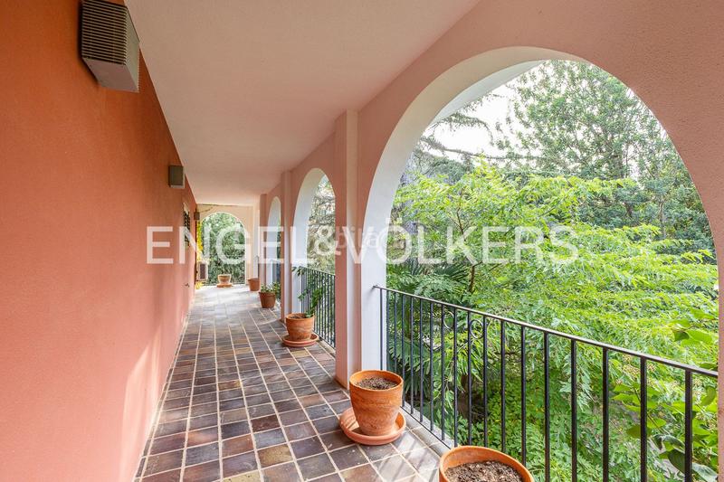 Foto 3db80260-38b7-4afd-8c1c-c8a434348ce8. Casa amb calefacció aparcament piscina a El Bosque Chiva