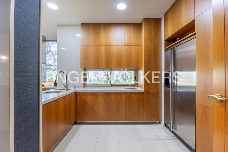 Foto 75da7ccb-e7ca-4d40-b87b-3c9677cbe6c1. Casa amb calefacció aparcament piscina a El Bosque Chiva