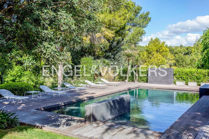 Foto 8f5f5351-b11d-41a0-954e-c19292ec661b. Casa amb calefacció aparcament piscina a El Bosque Chiva