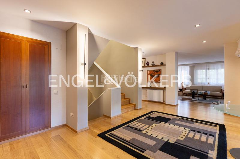 Foto a196c702-b341-45a3-9792-479d8033bdc0. Casa amb calefacció aparcament piscina a El Bosque Chiva