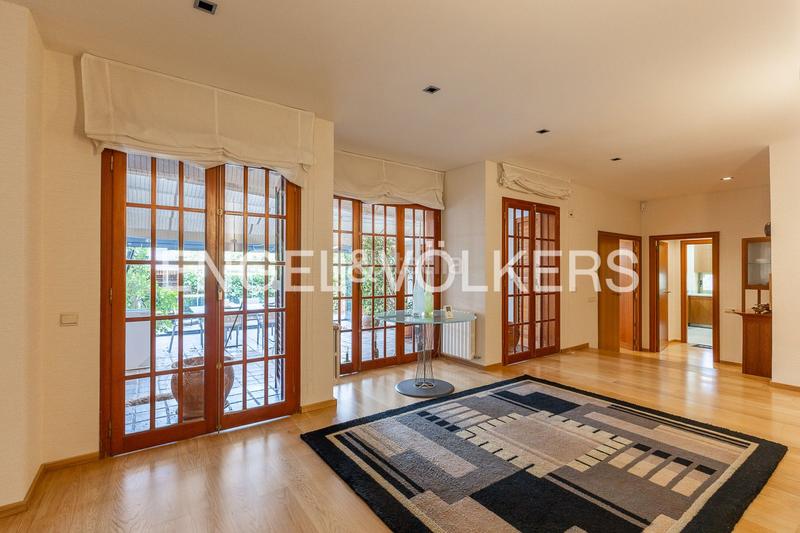 Foto e5647477-2518-4008-b0c1-d5f79b4502fc. Casa amb calefacció aparcament piscina a El Bosque Chiva