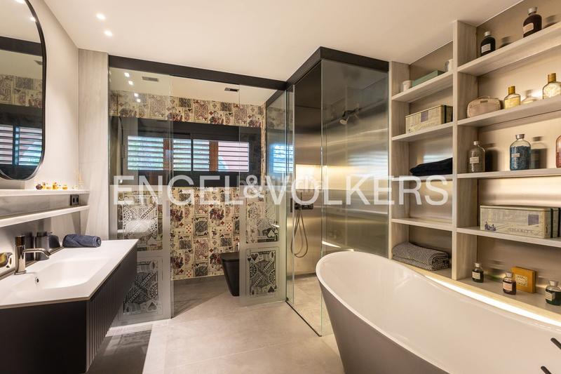 Foto f588d320-f065-4aa0-93cb-a17308eef55c. Casa amb calefacció aparcament piscina a El Bosque Chiva