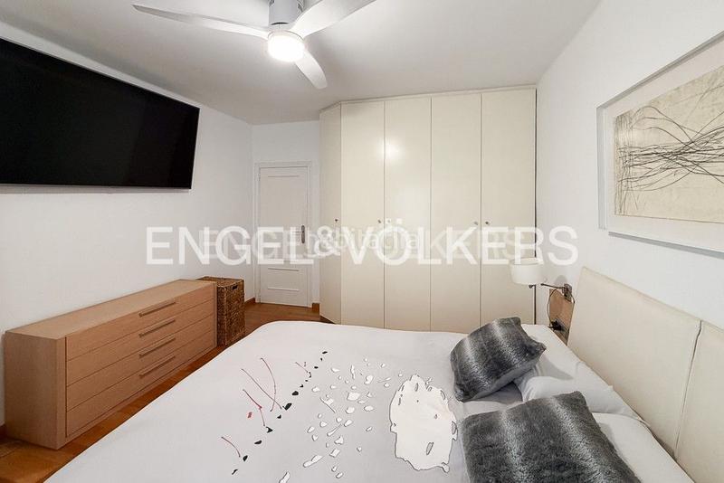 Foto 3c428874-ca7b-4049-9074-4c89368ad5a6. Rent apartment with heating parking in La Creu Coberta Valencia