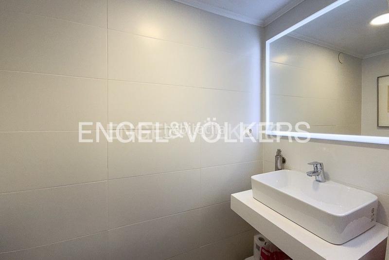 Foto 9e94e1d3-f11b-4b20-9e54-2356f3662839. Rent apartment with heating parking in La Creu Coberta Valencia