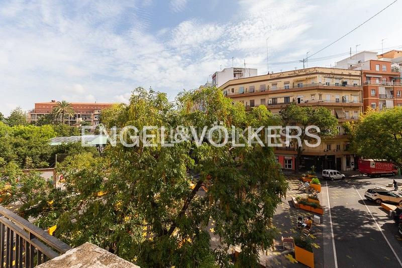 Foto 72c65ea0-f0b0-462b-b390-42464cc0ff29. Alquiler apartamento precioso apartamento corta estancia en La Petxina en Valencia