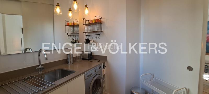 Foto 8d21fd45-197f-4ffd-a793-a1365ddb7f28. Alquiler apartamento precioso apartamento corta estancia en La Petxina en Valencia