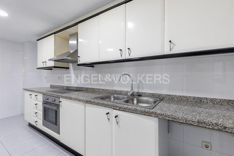 Foto d9740bd1-64cd-45af-b34b-e5e38640ceef. Affitto piccolo appartamento con riscaldamento parcheggio in Valencia