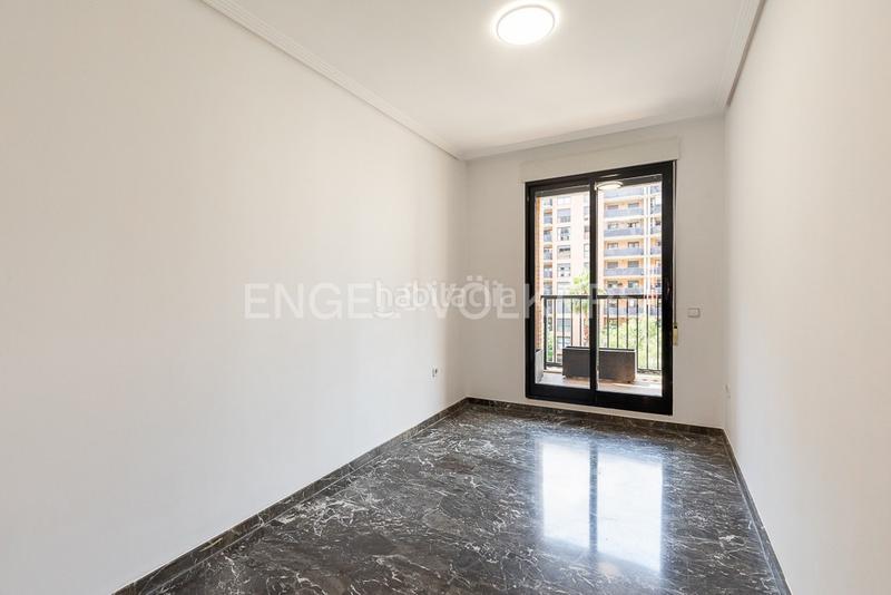 Foto 10d9e258-4eb0-4cde-807d-d3f8c39cd006. Lloguer apartament amb calefacció aparcament a Penya-Roja - Avda. Francia Valencia