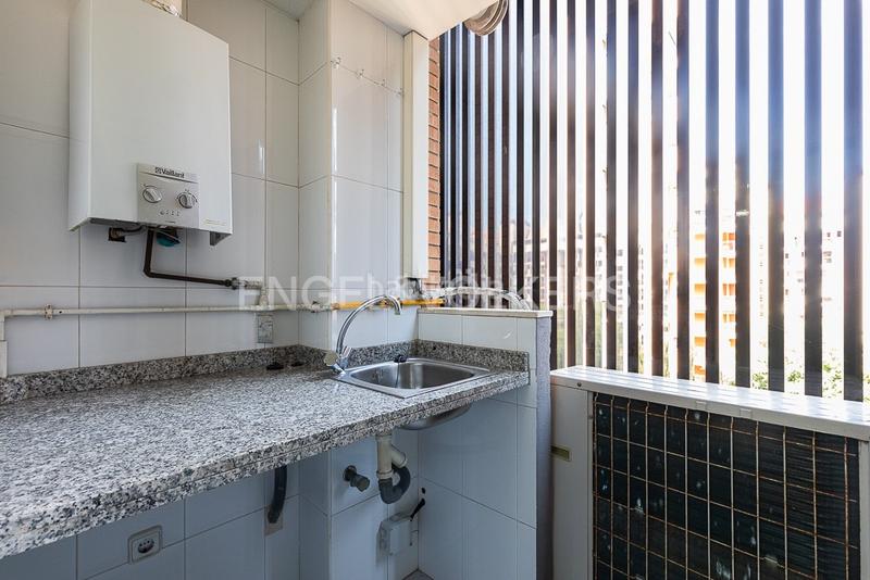 Foto 7646259f-da70-407a-a1ef-8e74530edbdd. Lloguer apartament amb calefacció aparcament a Penya-Roja - Avda. Francia Valencia