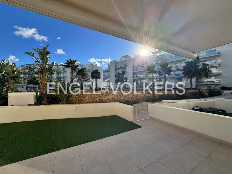 Foto 11f6951f-40ec-4ee5-80c8-c6b12e23b9ba. Rent apartment with heating parking pool in El Montgó Dénia