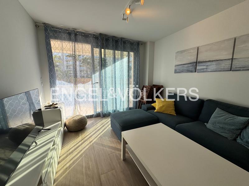 Foto f6d2e72d-b7be-4803-84a4-0b56d15888c5. Rent apartment with heating parking pool in El Montgó Dénia