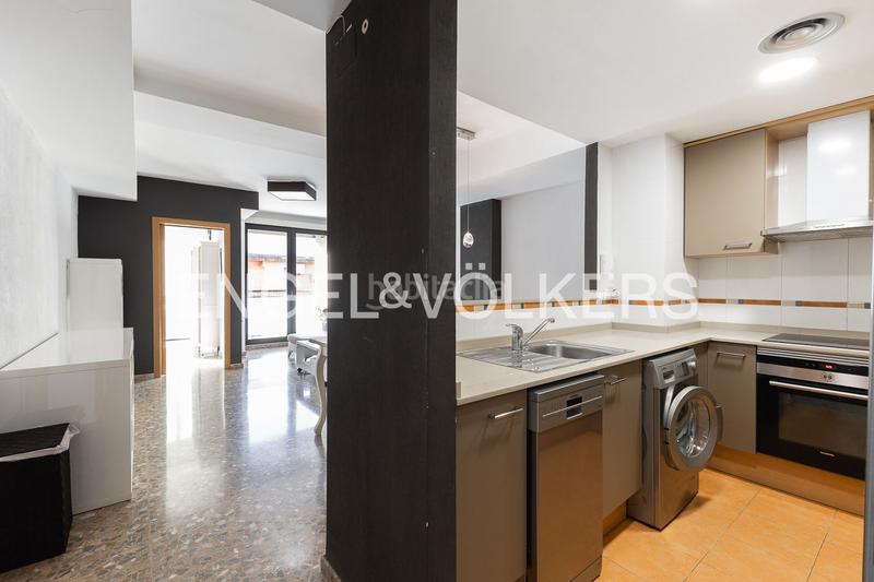 Foto fc80dd60-36b7-409c-8f6c-4e9afacb69ce. Miete appartement mit heizung in En Corts - Doctor Waksman Valencia